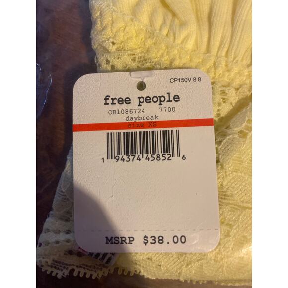 Free People Intimately Bralette Teegan Longline Lace in Yellow, NWT Size XS - Picture 4 of 4